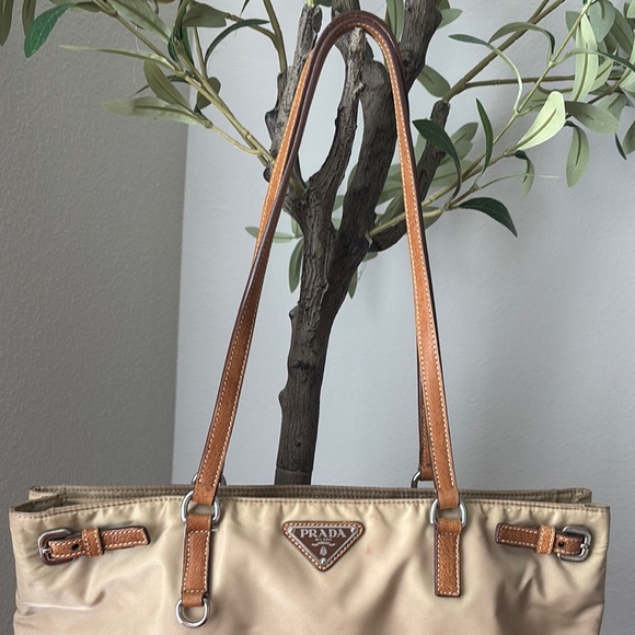 Prada Tan and Brown Women's Bag - Picture 4 of 16